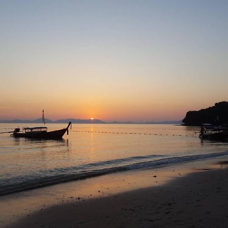 Sino Siam Hotel Klong Muang Strand Eksteriør billede